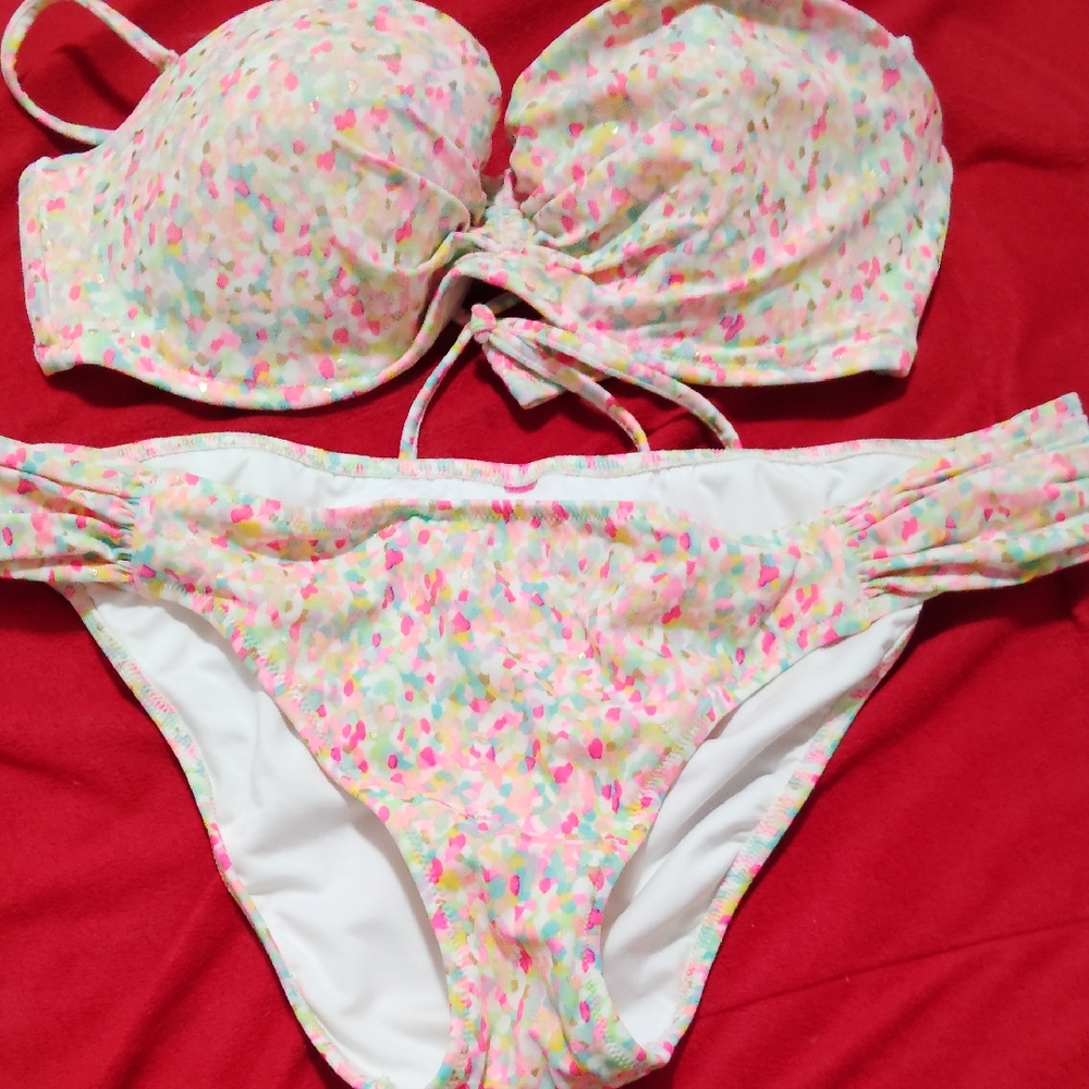Victoria's Secret Pink and Green Bikini Set with Floral Design